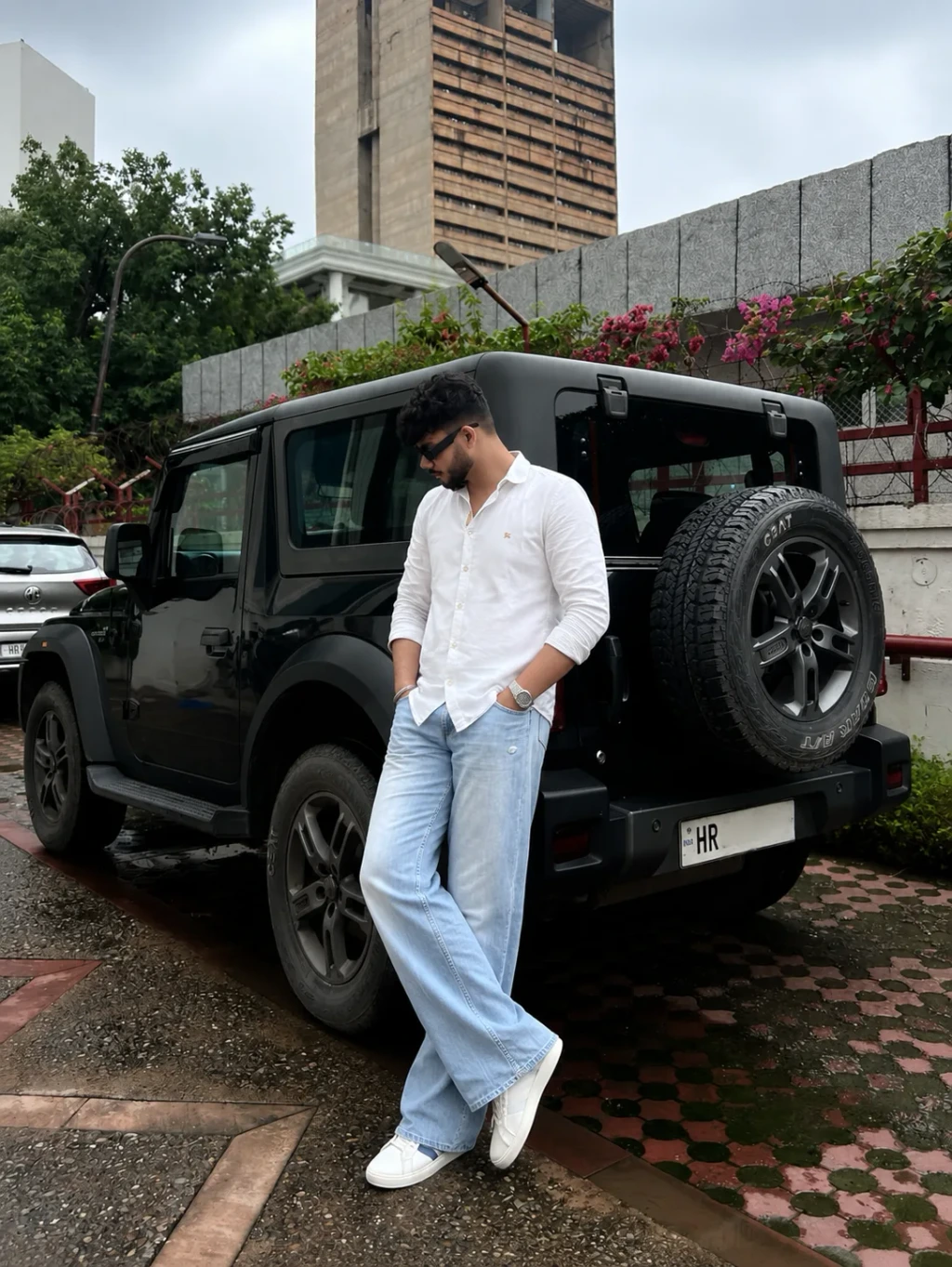 Aesthetic Car Pose Ideas