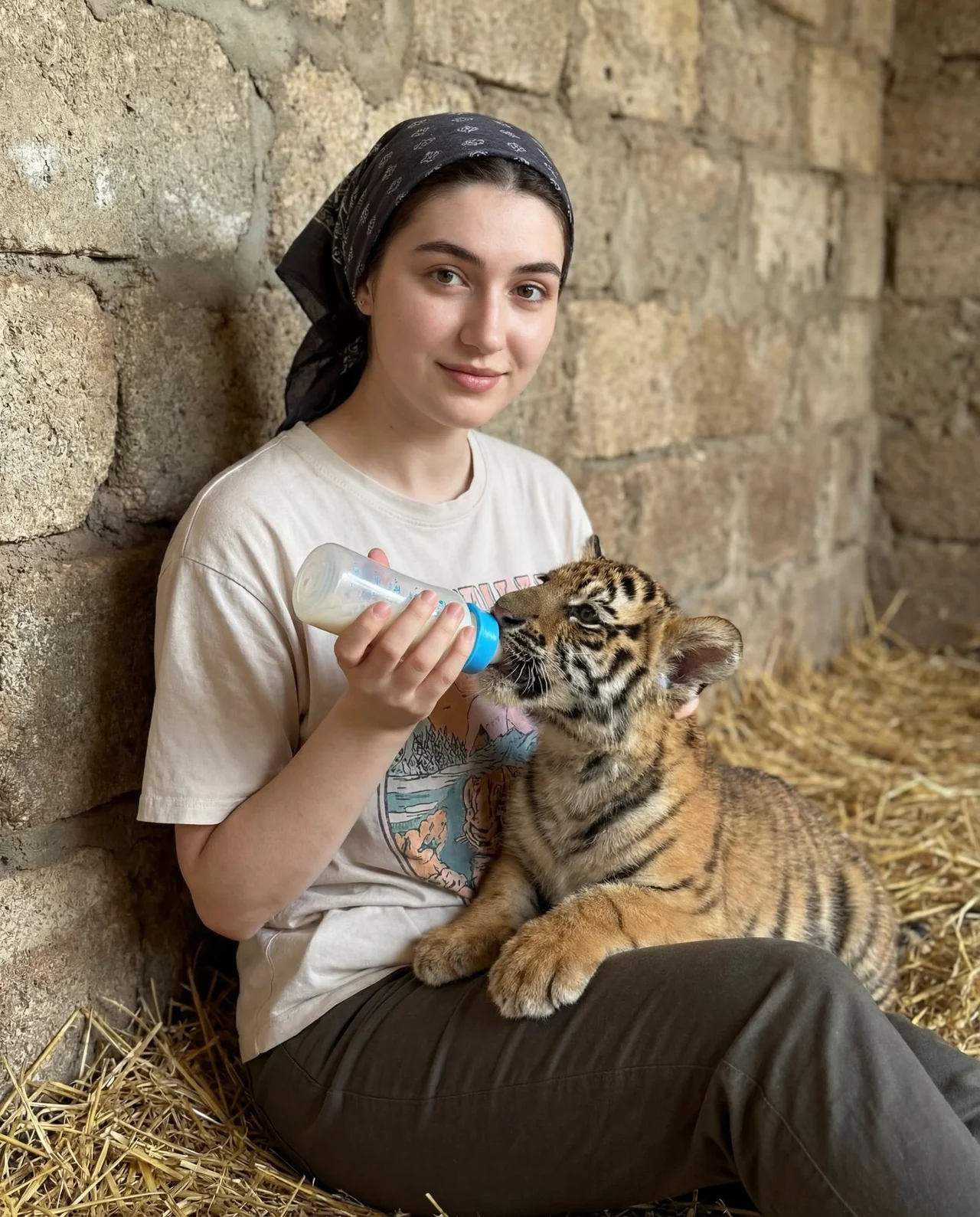 scene type lifestyle portrait with animal